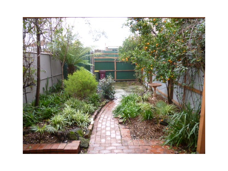 25 Barrett Street, Albert Park VIC 3206