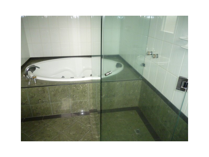 1/15 Fitzgibbon Crescent, Caulfield North VIC 3161