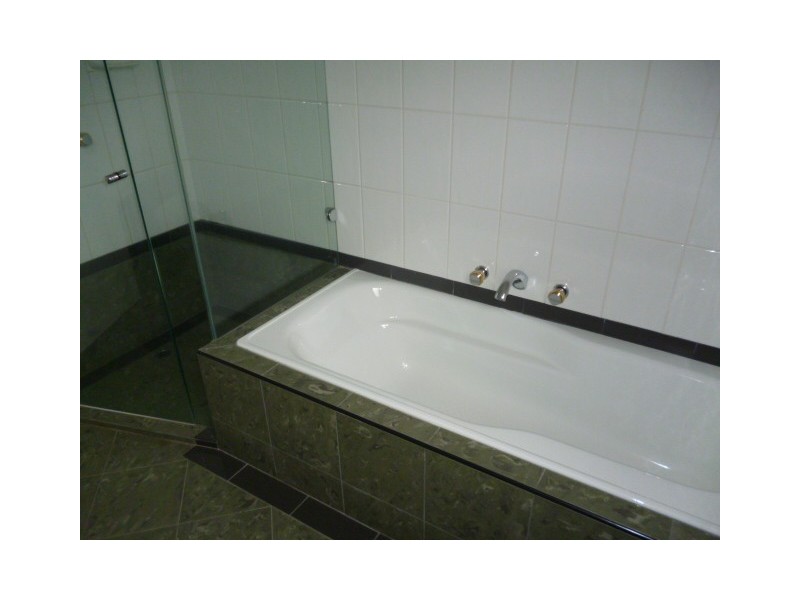 1/15 Fitzgibbon Crescent, Caulfield North VIC 3161