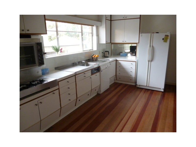 18 Rockingham Street, Kew VIC 3101