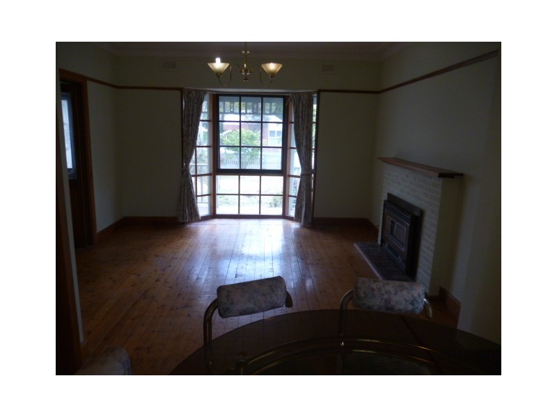 12 Paul Avenue, Box Hill North VIC 3129