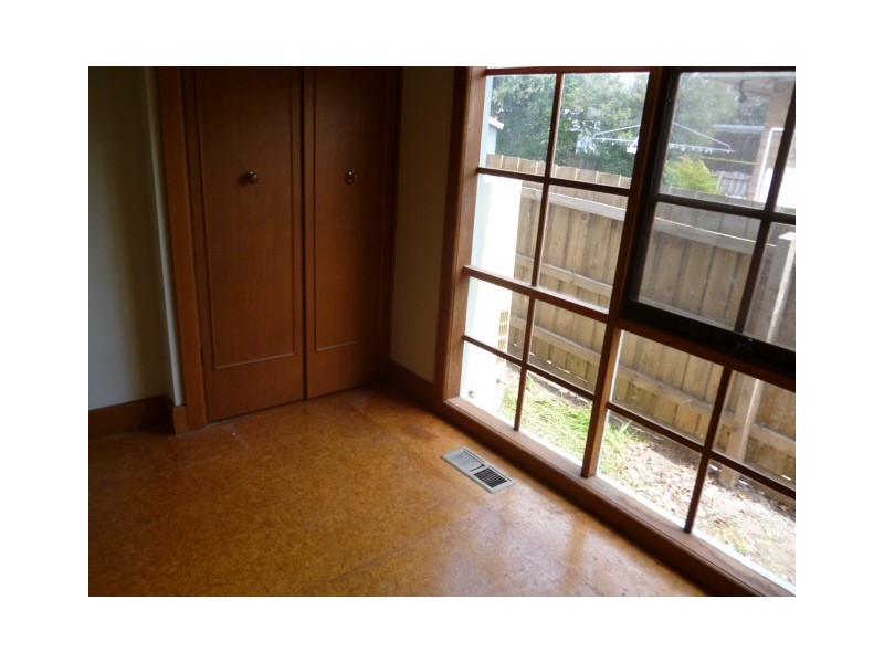 12 Paul Avenue, Box Hill North VIC 3129