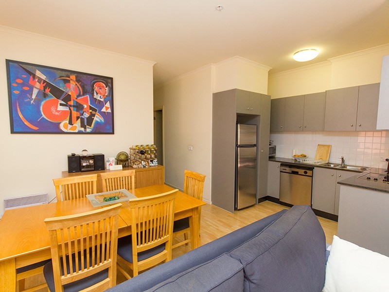 6/16 Mawbey Street, Kensington VIC 3031