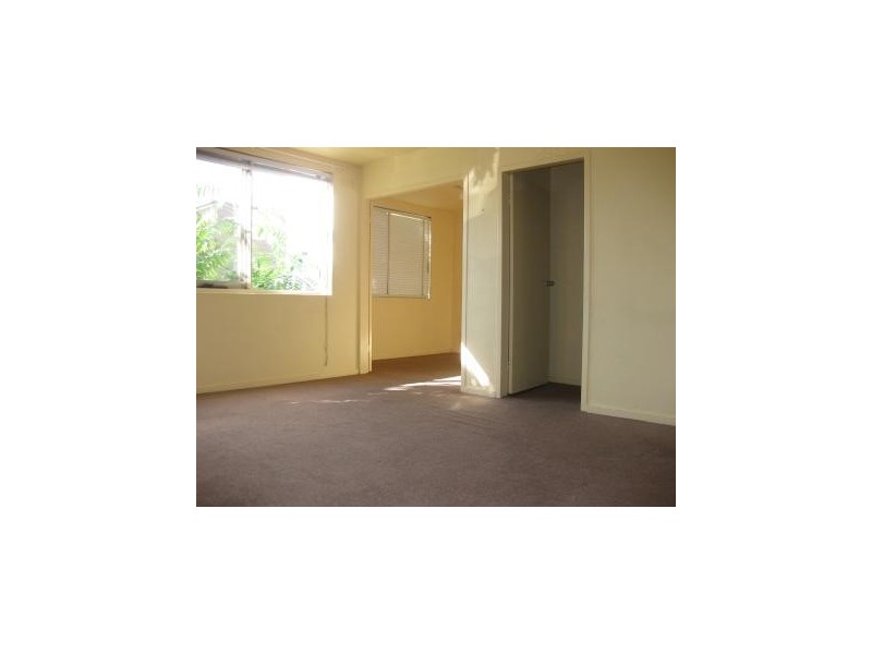 1/2 McGrath Court, Richmond VIC 3121