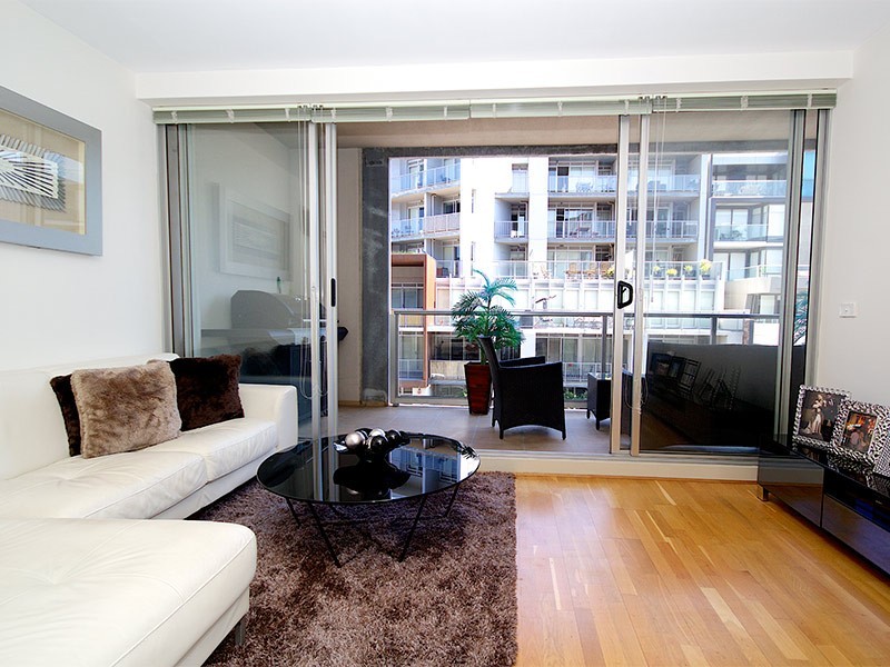 302/54 Nott Street, Port Melbourne VIC 3207