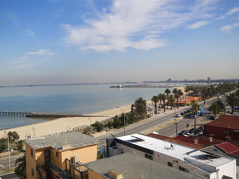 7H/12 Marine Parade, St Kilda VIC 3182