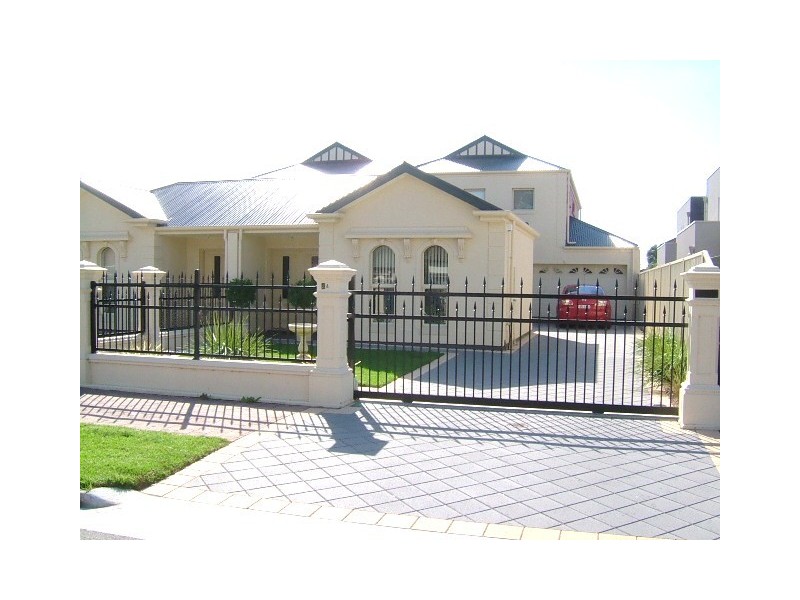 2A Newhaven Avenue, Glenelg North SA 5045