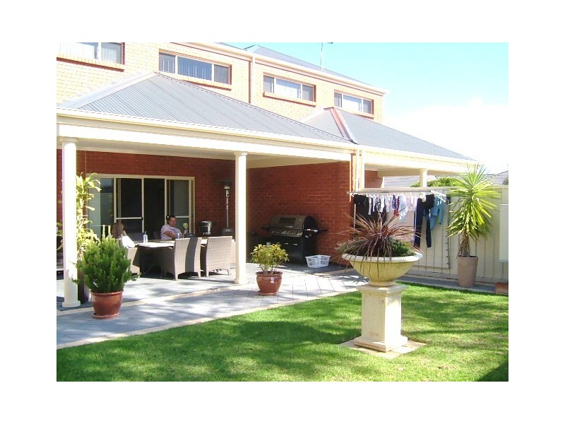 2A Newhaven Avenue, Glenelg North SA 5045