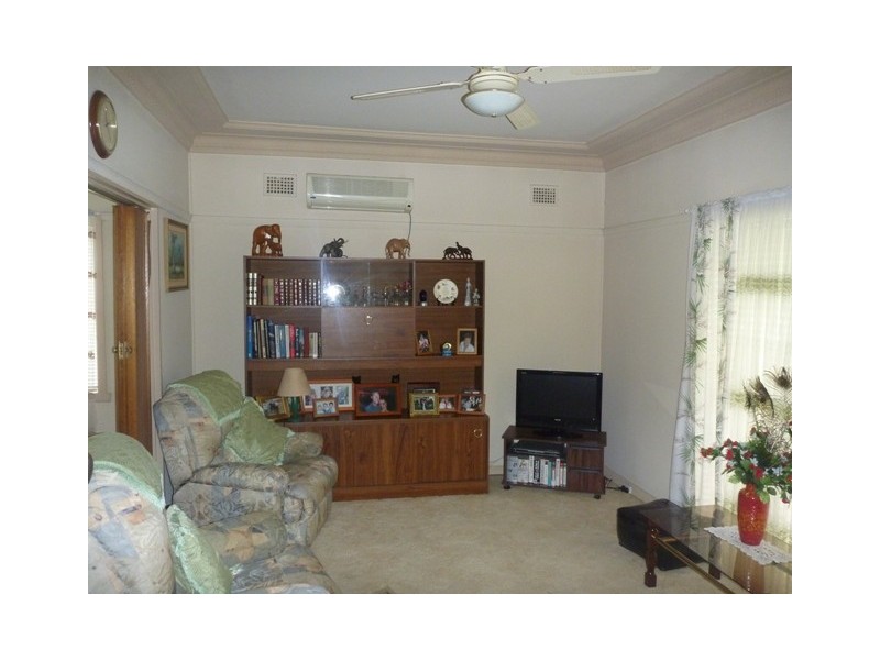 142 Chisholm Road, Auburn NSW 2144