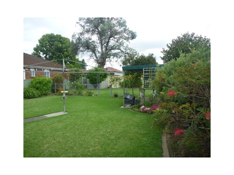 142 Chisholm Road, Auburn NSW 2144