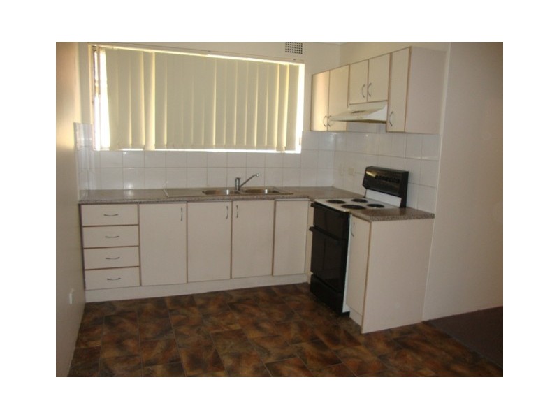 8/120 HARROW ROAD, Auburn NSW 2144