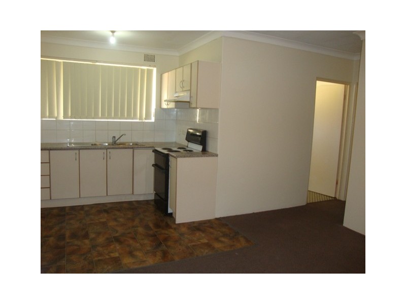 8/120 HARROW ROAD, Auburn NSW 2144