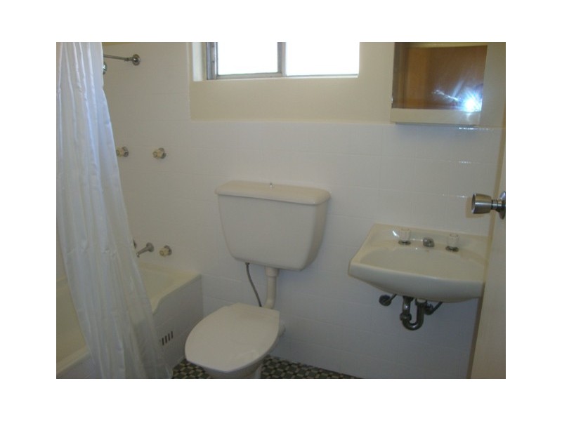 8/120 HARROW ROAD, Auburn NSW 2144