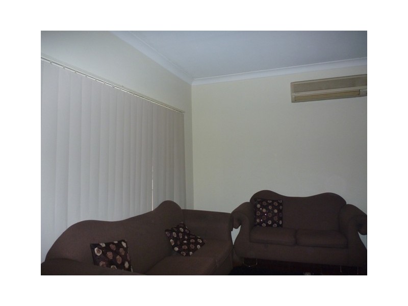 6 Dawes Avenue, Regents Park NSW 2143