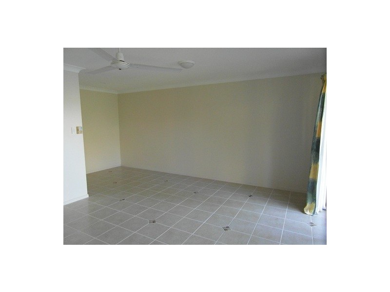 8/7-9 Santa Cruz Blvd, Clear Island Waters QLD 4226
