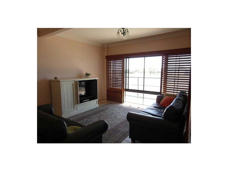 65A Wedgebill Parade, Burleigh Waters QLD 4220