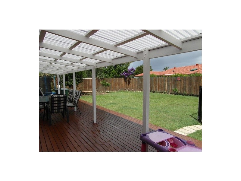 40 Mountain View Avenue, Miami QLD 4220