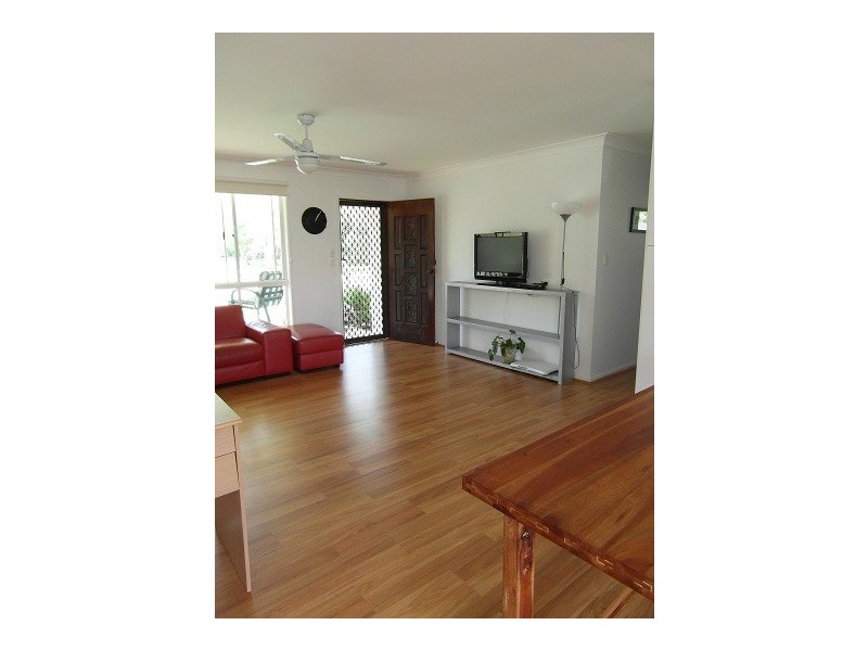 40 Mountain View Avenue, Miami QLD 4220