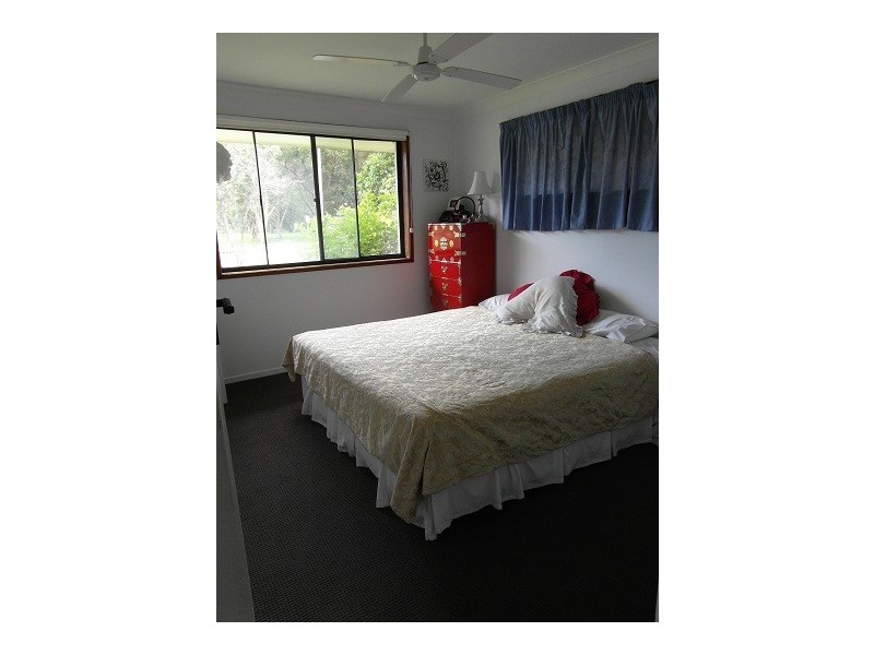 40 Mountain View Avenue, Miami QLD 4220