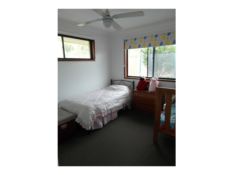 40 Mountain View Avenue, Miami QLD 4220