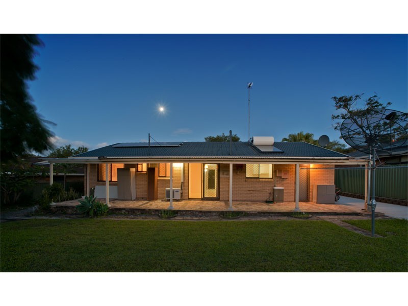 8 Nimrud Street, Southport QLD 4215