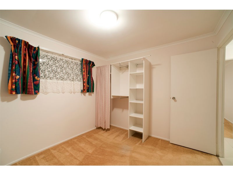 8 Nimrud Street, Southport QLD 4215