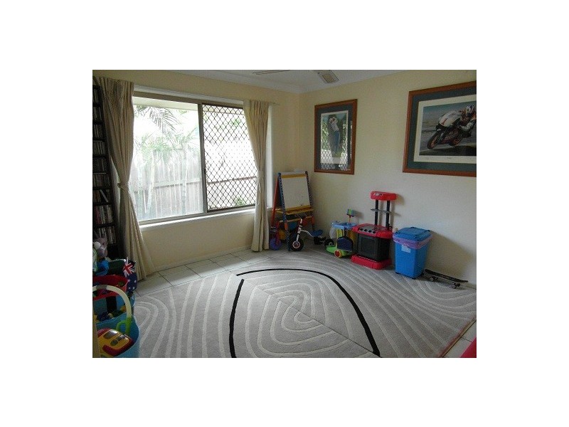 7 Hindmarsh Court, Robina QLD 4226