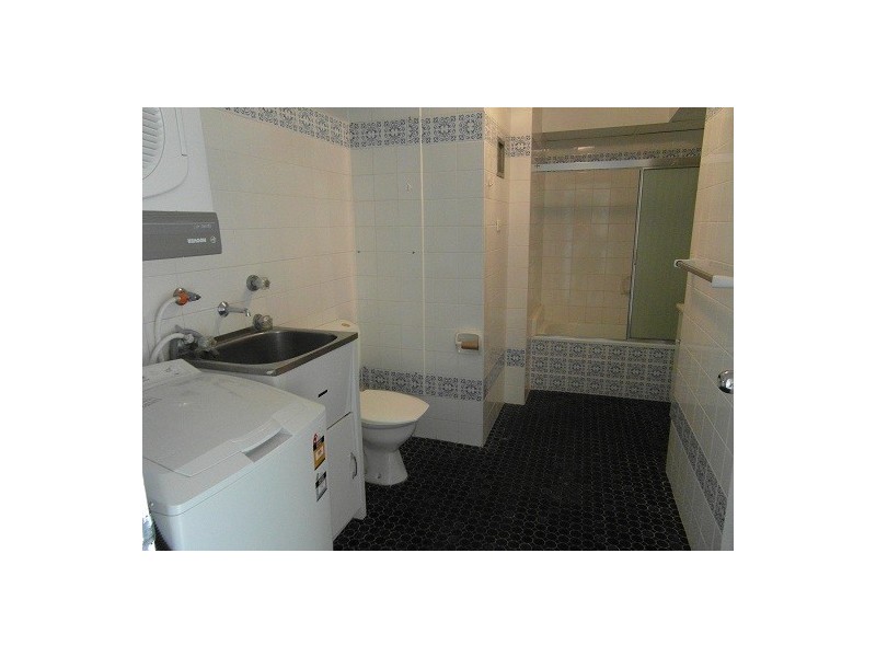 4B/2 Riverview Parade, Surfers Paradise QLD 4217