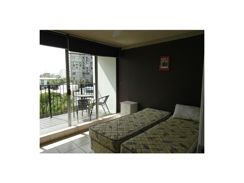 4B/2 Riverview Parade, Surfers Paradise QLD 4217