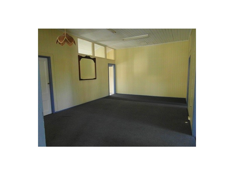7A Clayton Street, Labrador QLD 4215