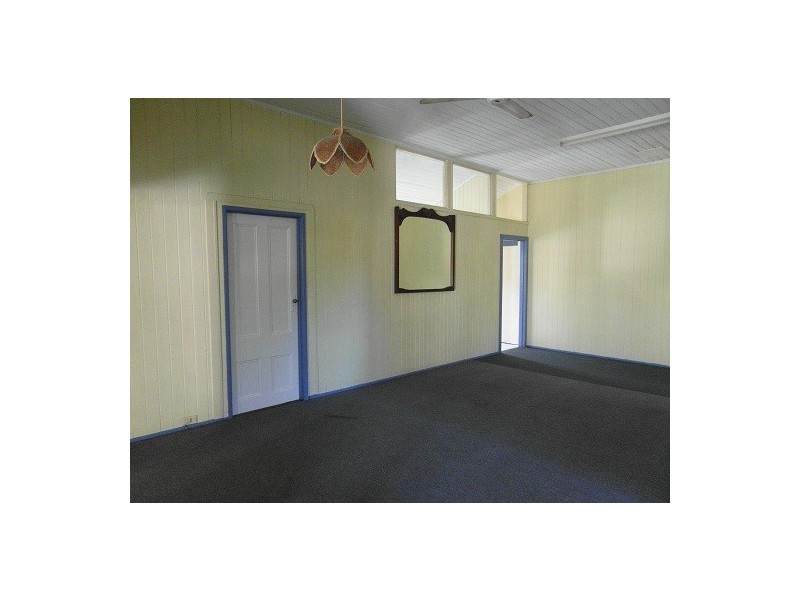 7A Clayton Street, Labrador QLD 4215
