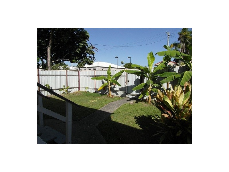 7A Clayton Street, Labrador QLD 4215