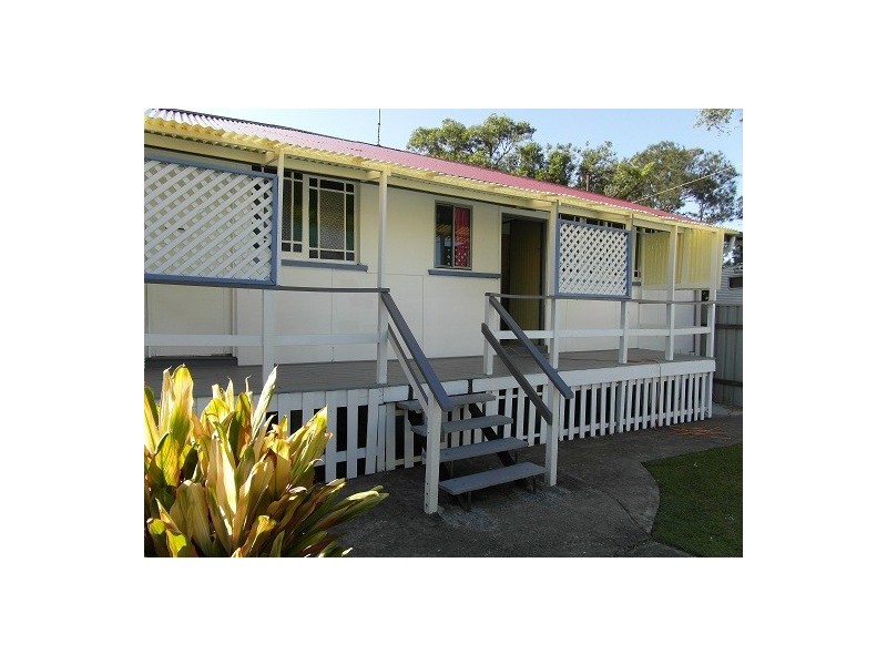 7A Clayton Street, Labrador QLD 4215