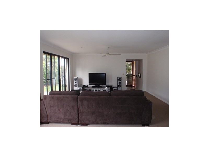 4 Picabeen Close, Robina QLD 4226