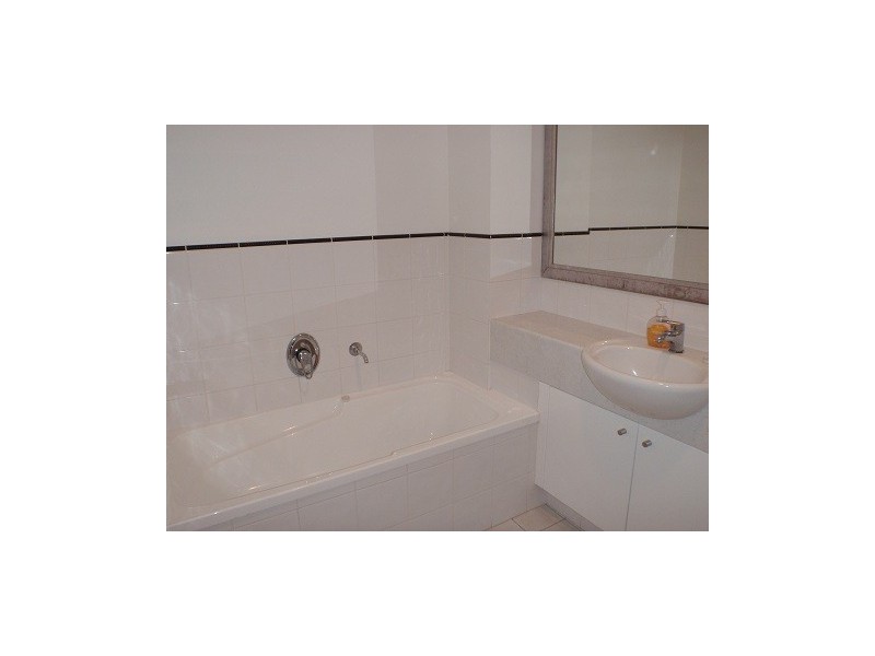 4 Picabeen Close, Robina QLD 4226