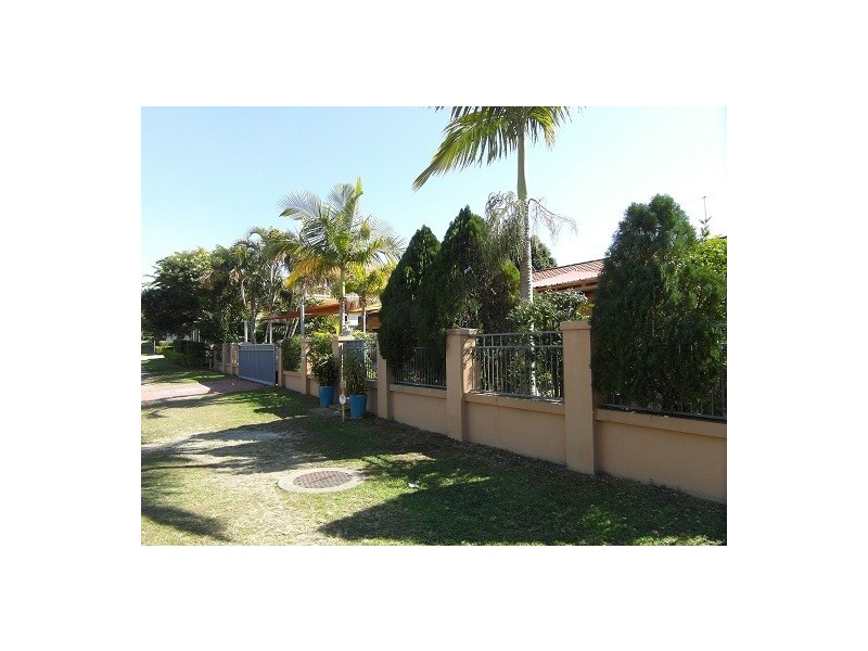 2 Devco Place, Ashmore QLD 4214