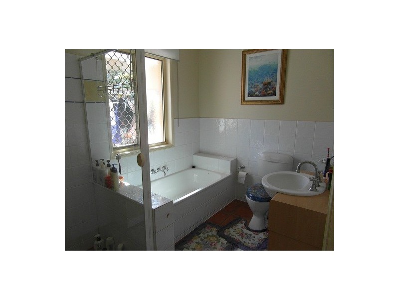 2 Devco Place, Ashmore QLD 4214