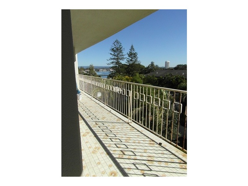 3B/33 Thorton Street, Surfers Paradise QLD 4217