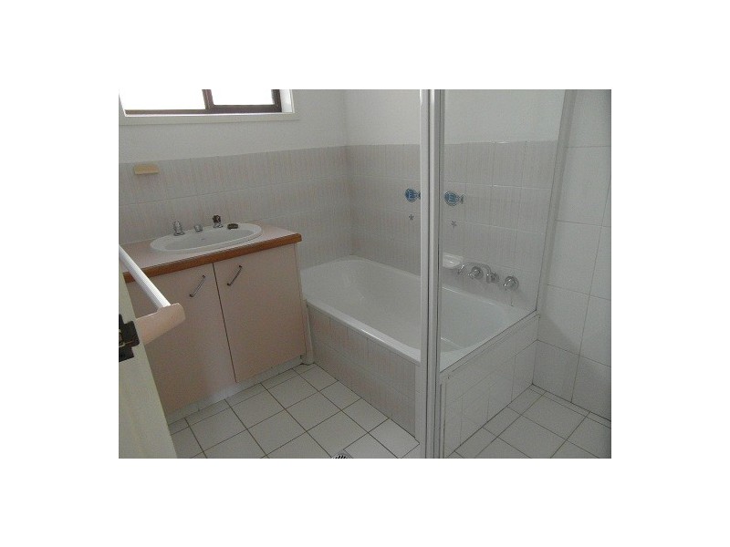 3/60 Coolangatta Road, Coolangatta QLD 4225