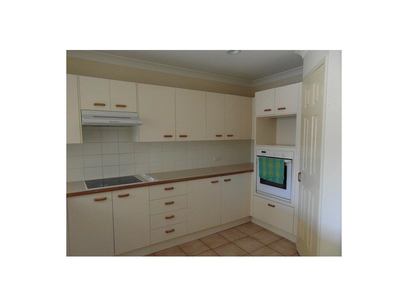 34A Silvabank Drive, Varsity Lakes QLD 4227