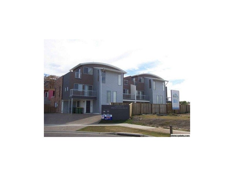 3C/20 Tourangeau Crescent, Varsity Lakes QLD 4227