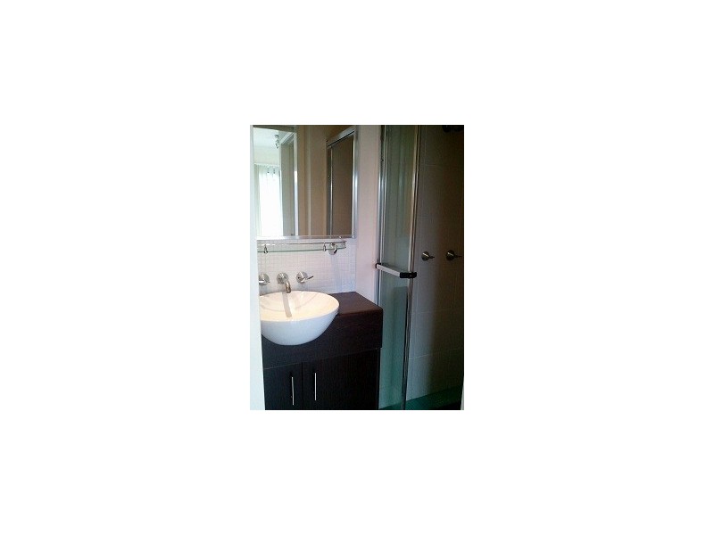 3C/20 Tourangeau Crescent, Varsity Lakes QLD 4227