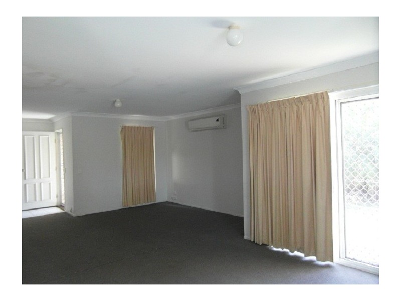 24 Regensberg Close, Varsity Lakes QLD 4227