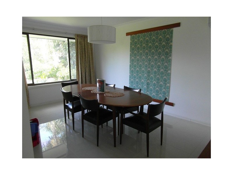 237 Simpsons Road, Elanora QLD 4221
