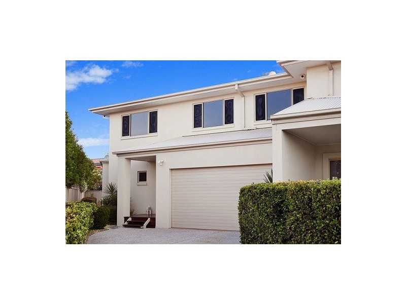 2/46 First Avenue, Palm Beach QLD 4221