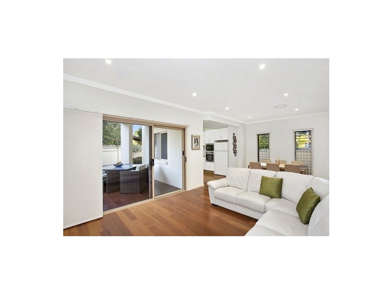 2/46 First Avenue, Palm Beach QLD 4221