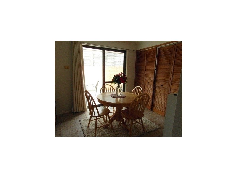 2/14 Parkridge Drive, Molendinar QLD 4214