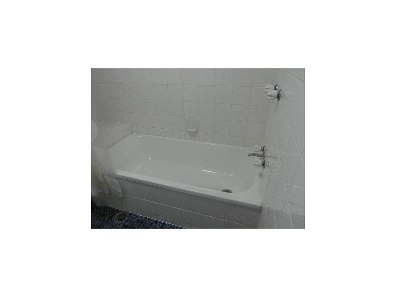 06/08 Duet Drive, Mermaid Waters QLD 4218