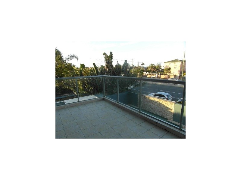 06/2254 Gold Coast Highway, Mermaid Beach QLD 4218