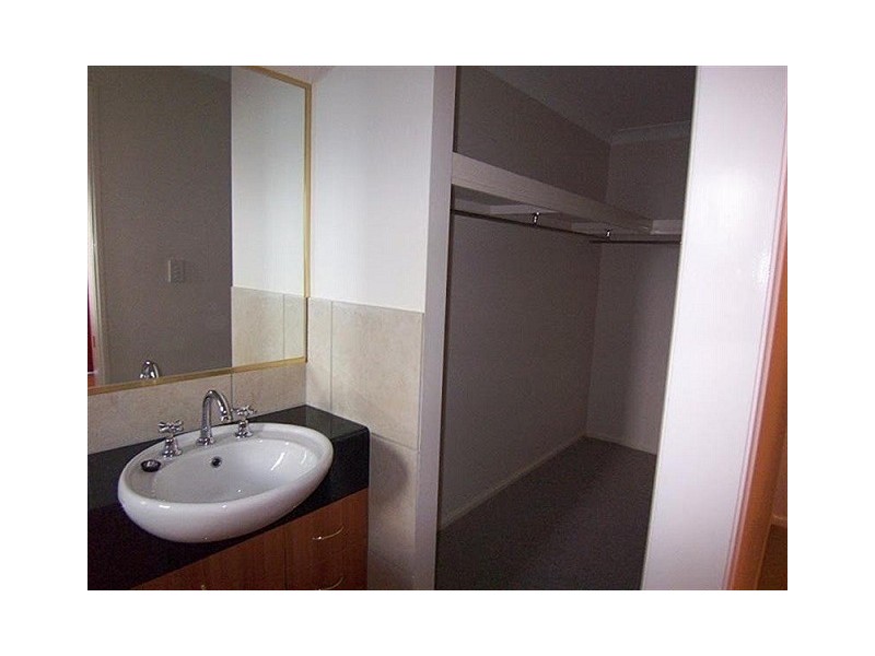 1A/7 Maidenhair Place, Robina QLD 4226